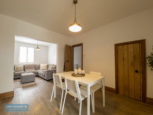 Dining Room- click for photo gallery